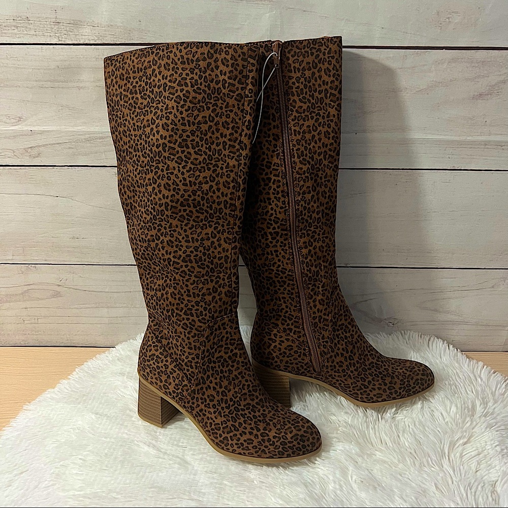 Leopard Print Knee High Heeled Boots 7 & 1/2